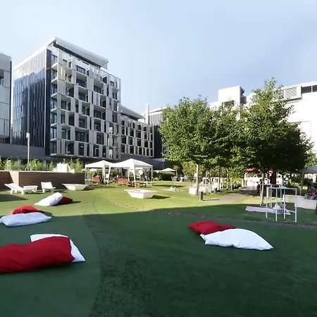 Ramada Plaza By Wyndham Отель