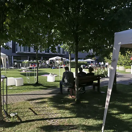 Ramada Plaza By Wyndham