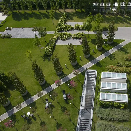 Ramada Plaza By Wyndham 4* 米兰