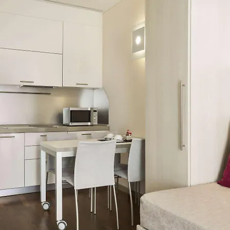 Ramada Plaza By Wyndham 酒店