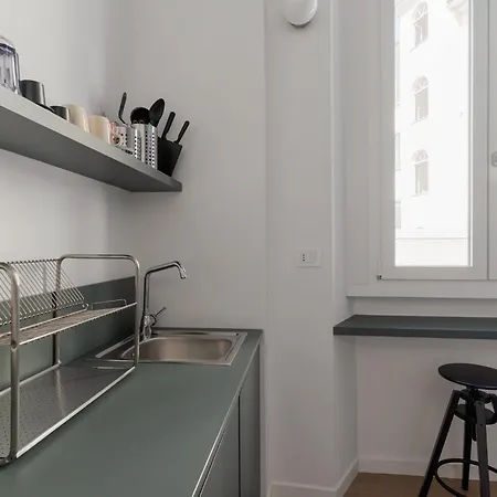 Guesthost - Portello Cozy Apartament *