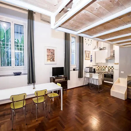 Maison 12 - Vintage Loft Duomo ميلان