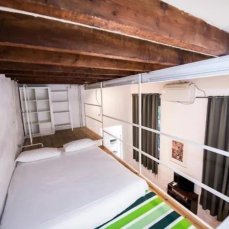 Maison 12 - Vintage Loft Duomo شقة ميلان