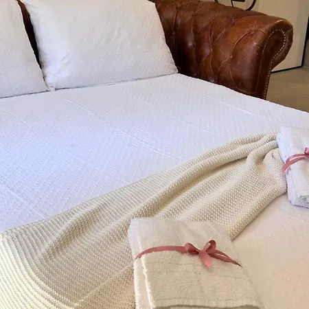 In Certosa, Milan, Near The Center Apartment Mailand