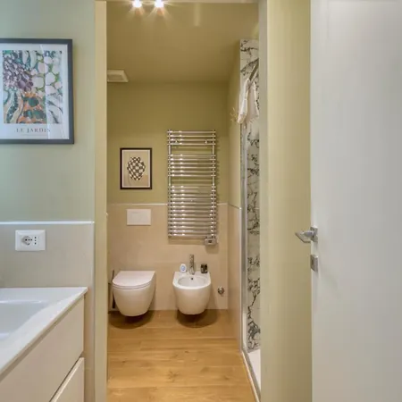 M1-m2 Modern Loft Just A Stone's Throw From The Metro Mediolan