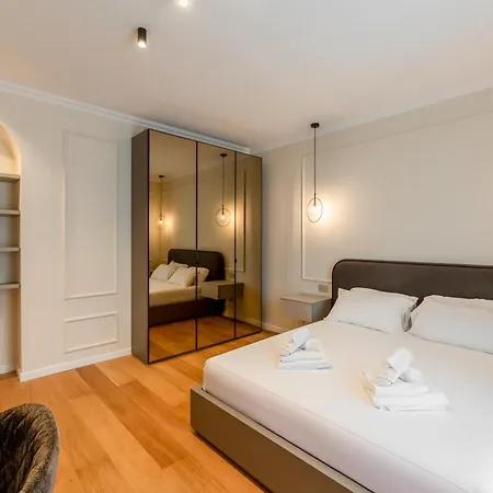 Luxury37 - Porta Venezia Apartment