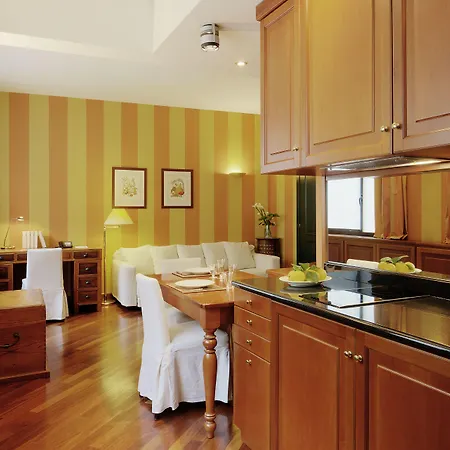 Numa Camperio Hotel 4*