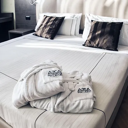 Acca Palace - Aa Hotel