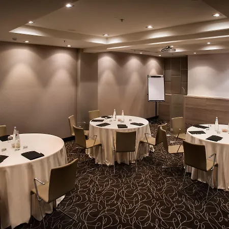 アップタウン　パレス