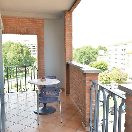 Sunflower Hotel Milán