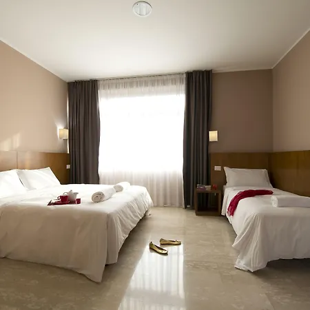 Oasi Village 3*
