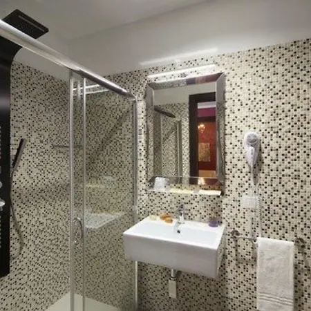 호텔 Oasi Village 3*