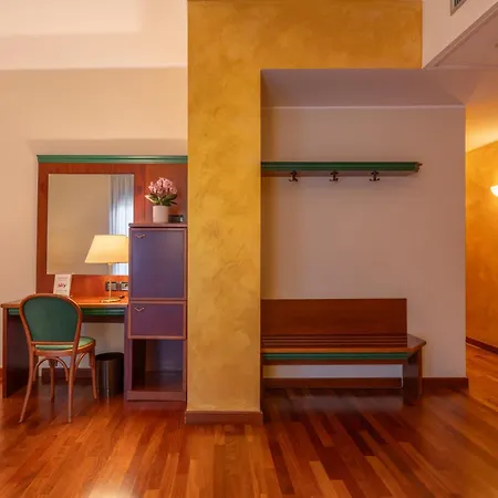 Hotel Raffaello Milano