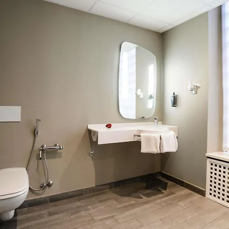 Ibis Centro 3*