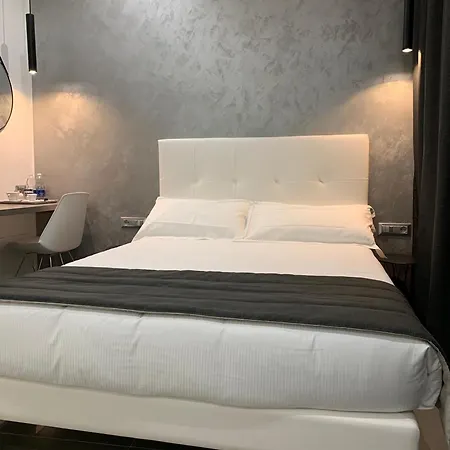 Bossi 4* Milão