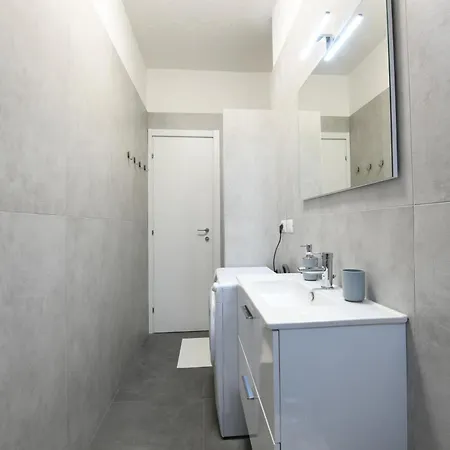 Novegro Linate * Милан