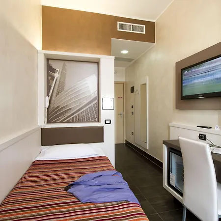 Hotel Navigli 3*