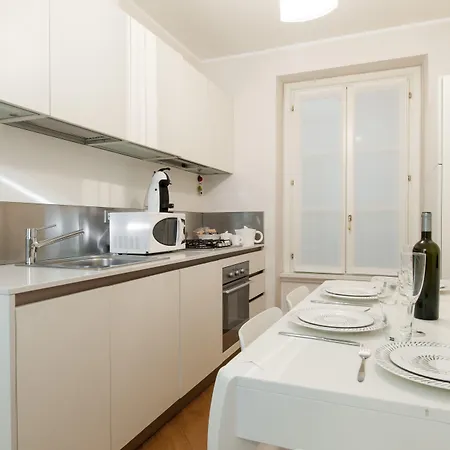 Royal & Luxury Hotel