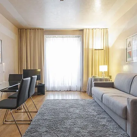 Royal & Luxury Hotel Milão