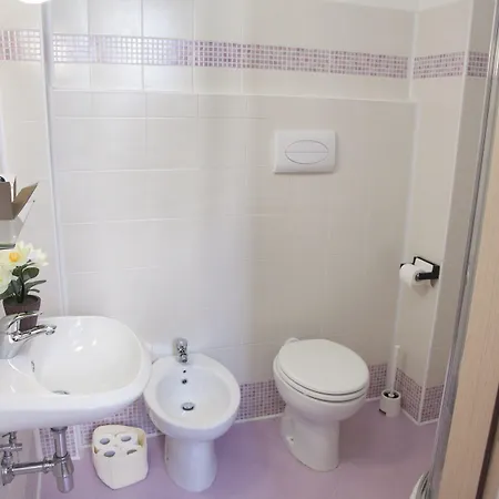 Poma Hotel 3*