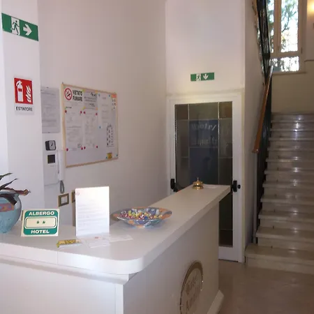 Amalfi Hotel