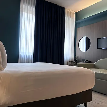 Av Hotel Milão