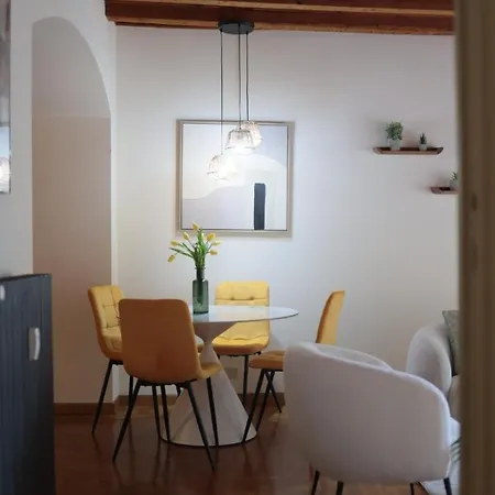 Apartament Urban House - Elegant Brera Center *