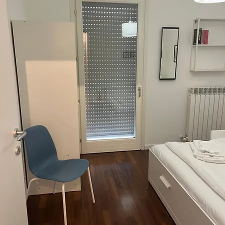 شقة Luminoso Trilocale Affori Centro *