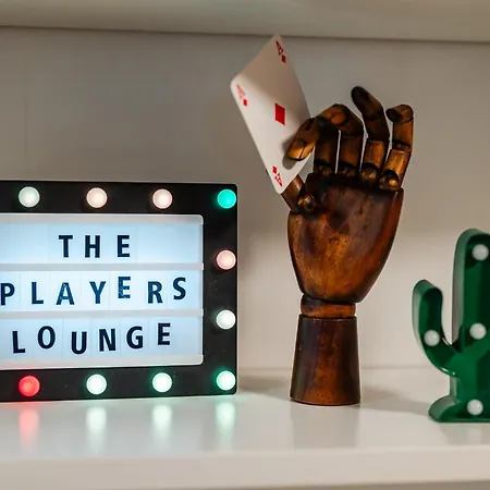 The Players Lounge - Station * Milão