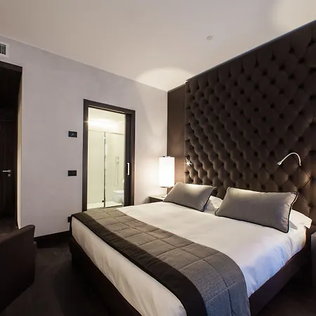 Hyatt Centric 4* 밀라노