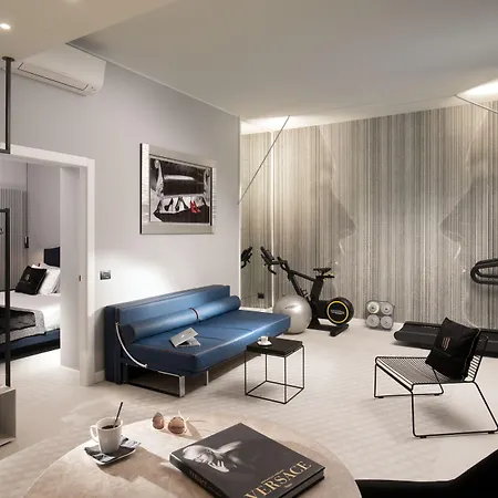 Montenapoleone Lejlighedshotel 4*