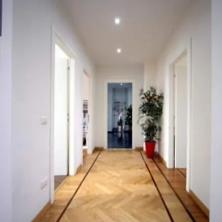 Central Hostel Milano Milánó