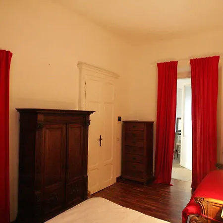 Casa Milano- Apartments And Rooms