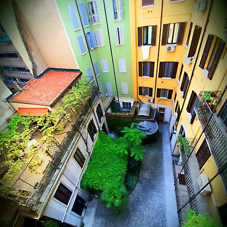 Room Inn Nocleg ze śniadaniem Mediolan