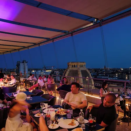 Otel The Square Duomo - Preferred &