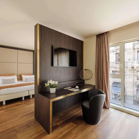Otel The Square Duomo - Preferred &