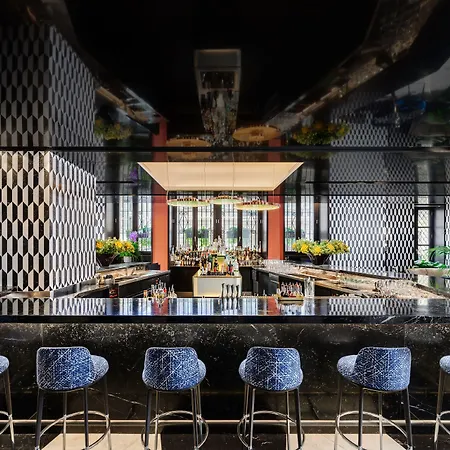 Mandarin Oriental, Ξενοδοχείο Μιλάνο