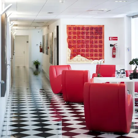 Hotel apartamentowy & Urban Padel