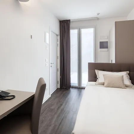 Aparthotel & Urban Padel Milan