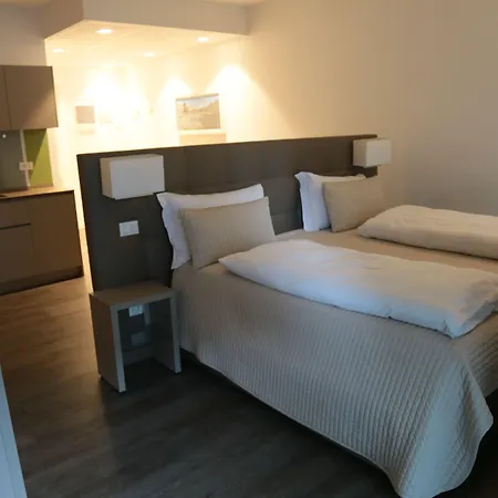 Hotel apartamentowy & Urban Padel Mediolan