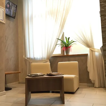 Montecarlo 3* Milan