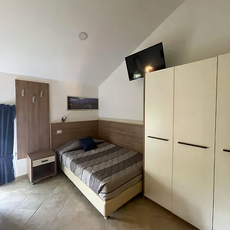 Hotell Montecarlo Milano