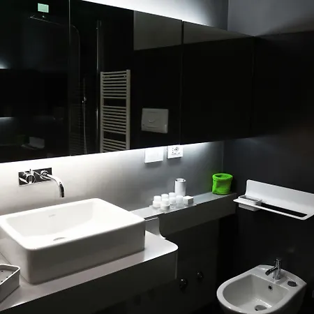 Miloft Guest Rooms And Terrace