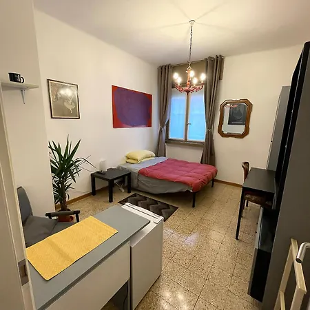 Проживание в семье Living Bedroom