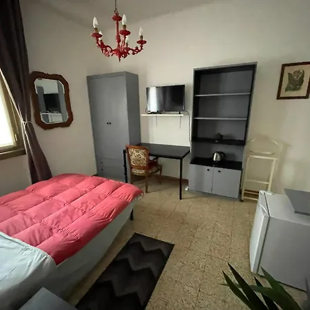 Living Bedroom Quarto em Acomodações Particulares Milão