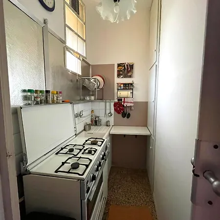 Homestay Living Bedroom Milan