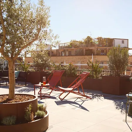 The Rent - Wonderful Multi-bedroom With Terrace In The Area Of Colonne Di San Lorenzo 밀라노