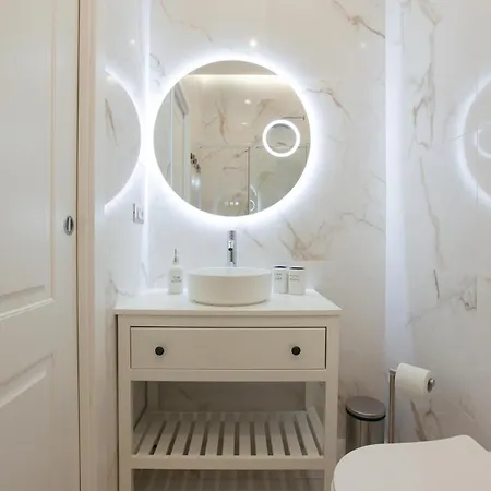 Hacca Collection - Bocconi Blue House Milano