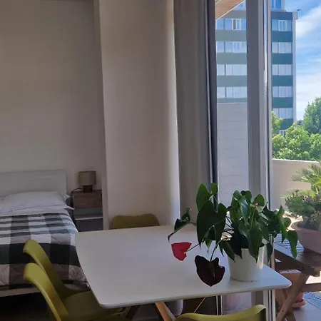 Cozy Flat In Famagosta Area Near The Unipol Forum Di Assago *