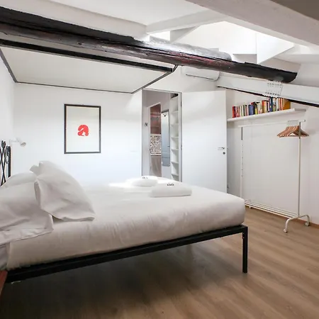 Hacca Collection - Porta Venezia Attic 2br * Mailand